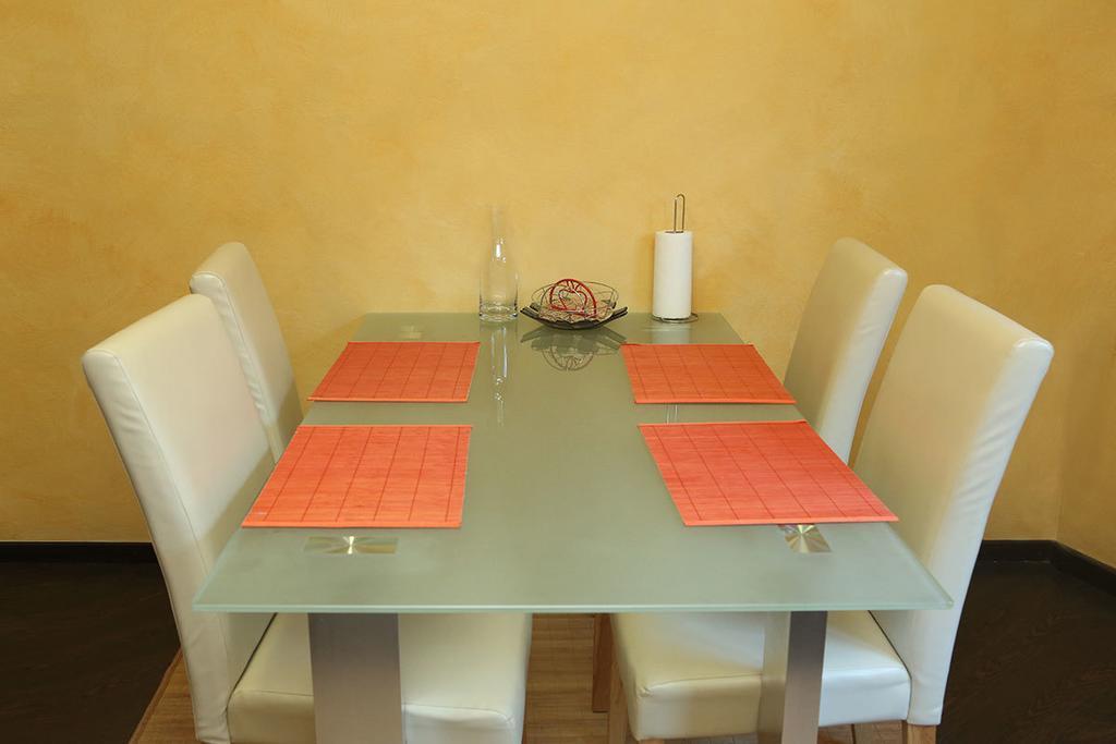 Apartments Ana City Ровінь Екстер'єр фото
